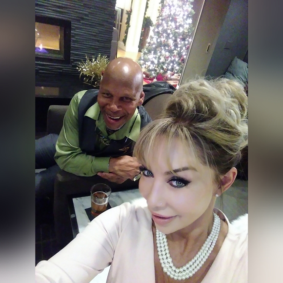 Meet your Posher, J - Picture 10 of 17